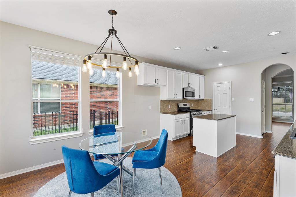 8507 Silver Lure Drive, Humble, Texas image 17