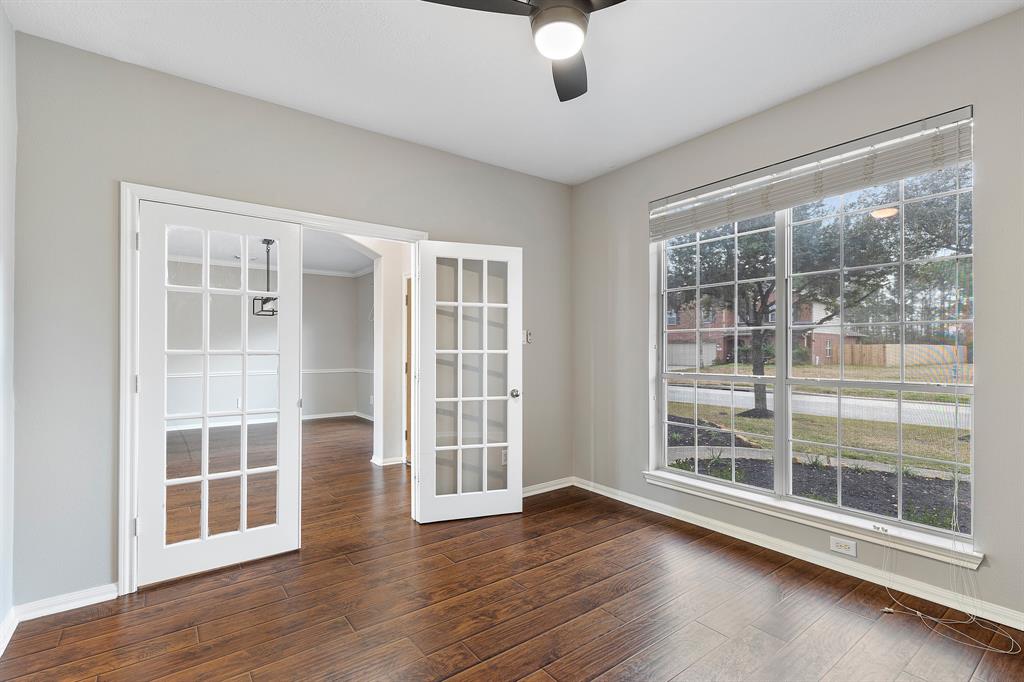 8507 Silver Lure Drive, Humble, Texas image 9