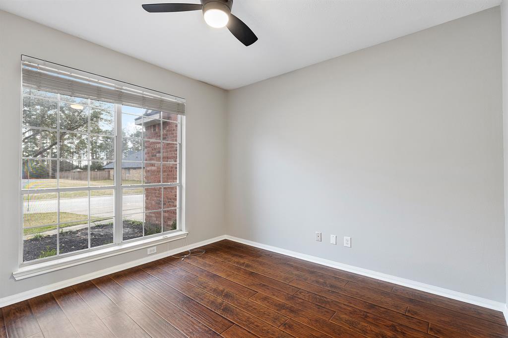8507 Silver Lure Drive, Humble, Texas image 10
