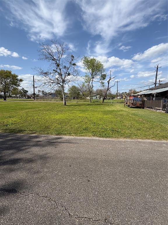 1002 Rufus Street, Richmond, Texas image 2