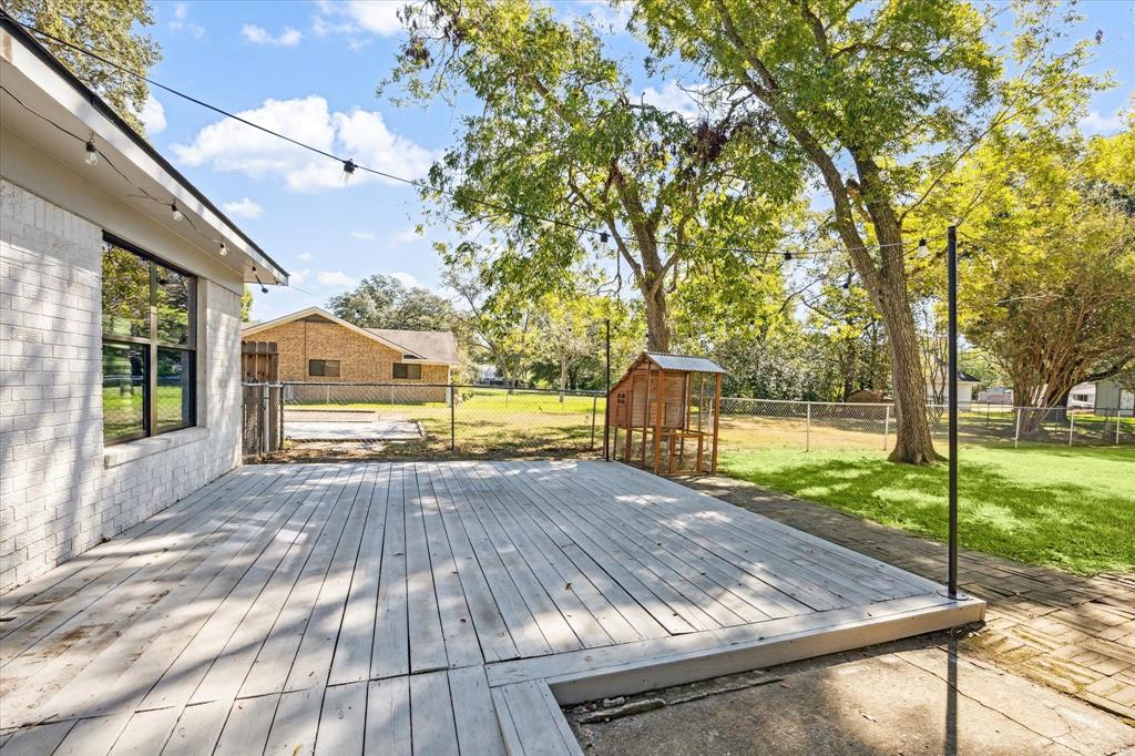768 Main Street, Sealy, Texas image 18