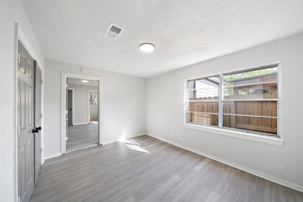 408 S Texas Street, Texas City, Texas image 12