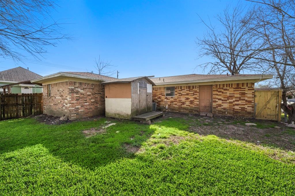 408 S Texas Street, Texas City, Texas image 20