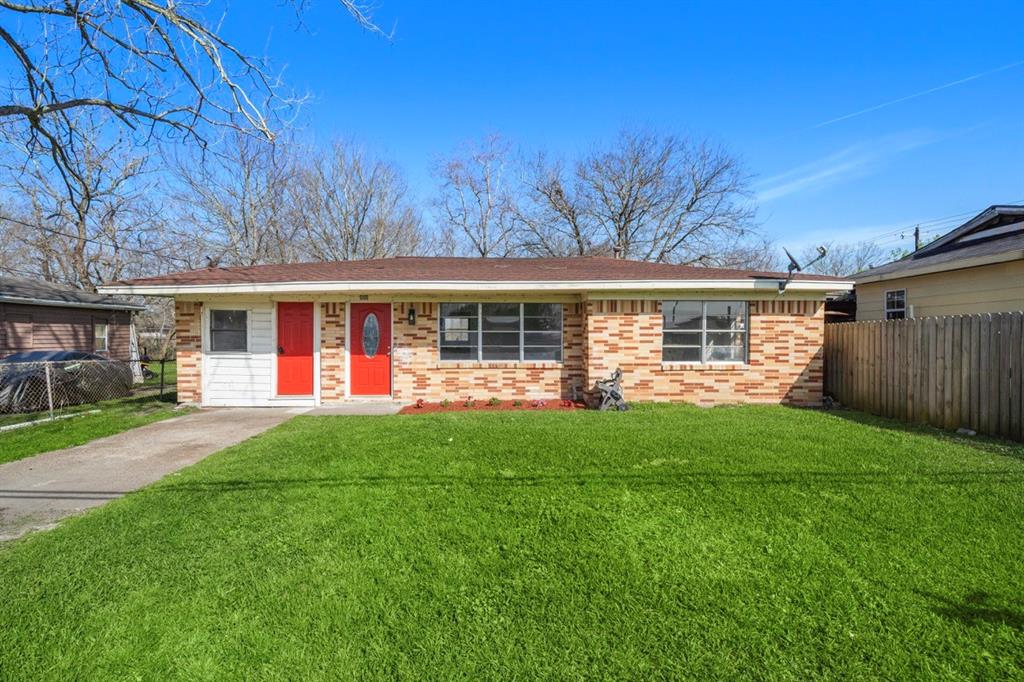 408 S Texas Street, Texas City, Texas image 2