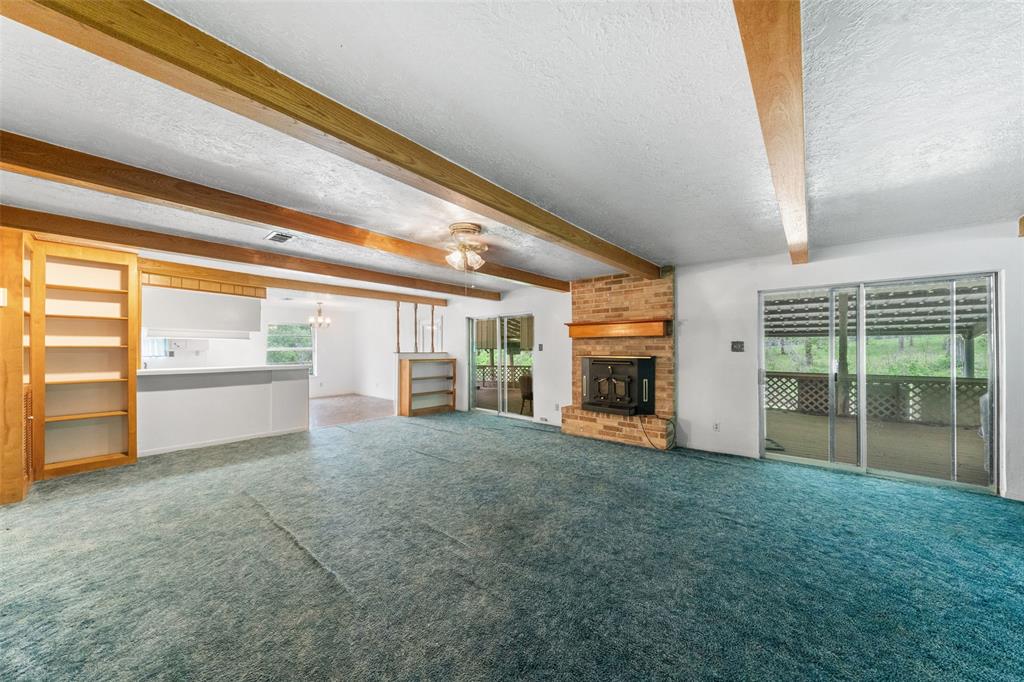 101 Walnut Drive, Coldspring, Texas image 6