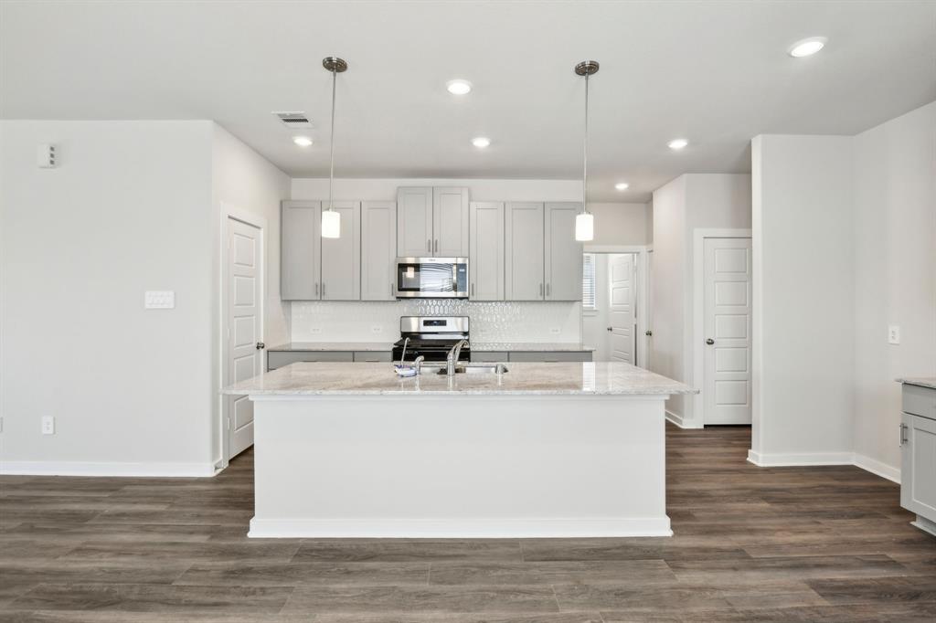 18648 W Presswood Way Drive #104, New Caney, Utah image 4