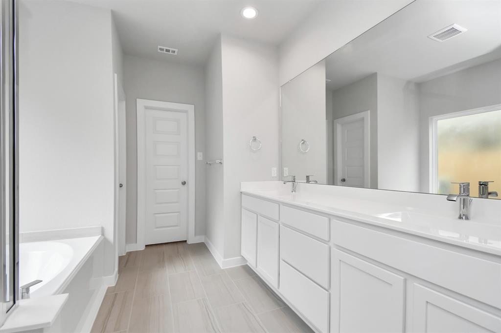 24503 Bradbury Mount Court Dr, Spring, Texas image 17