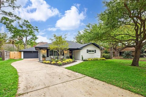 8822 Croes Drive Spring Valley Village TX 77055