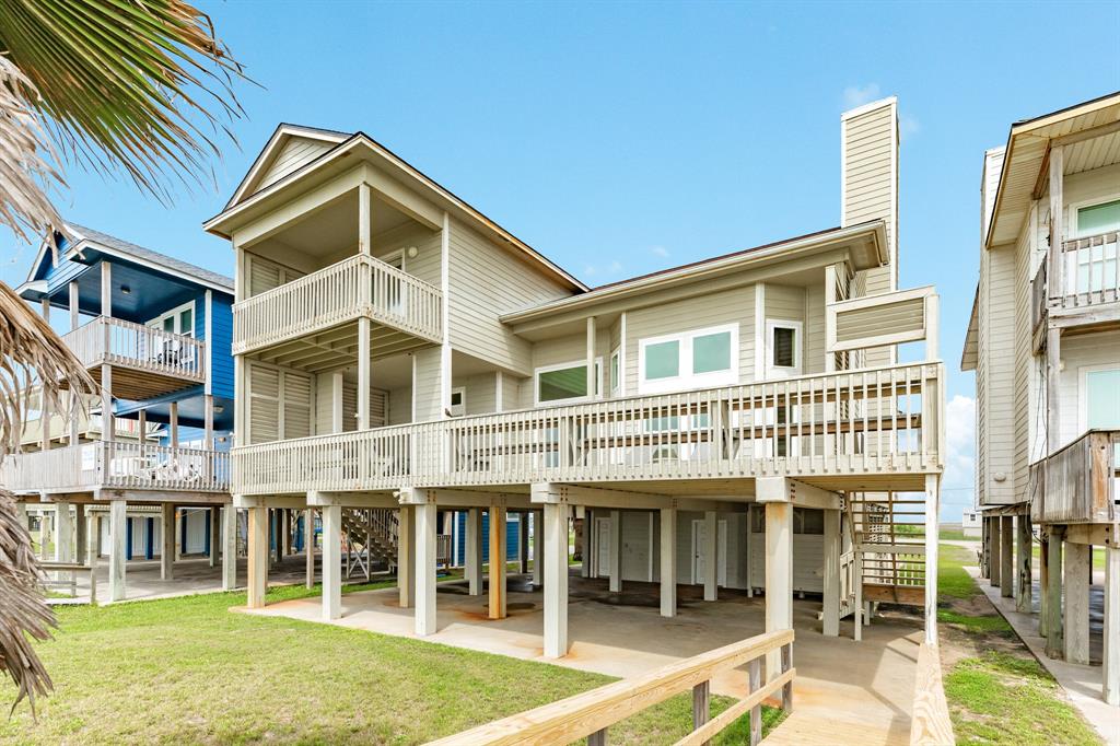 2330 Blue Water Highway, Surfside Beach, Texas image 1