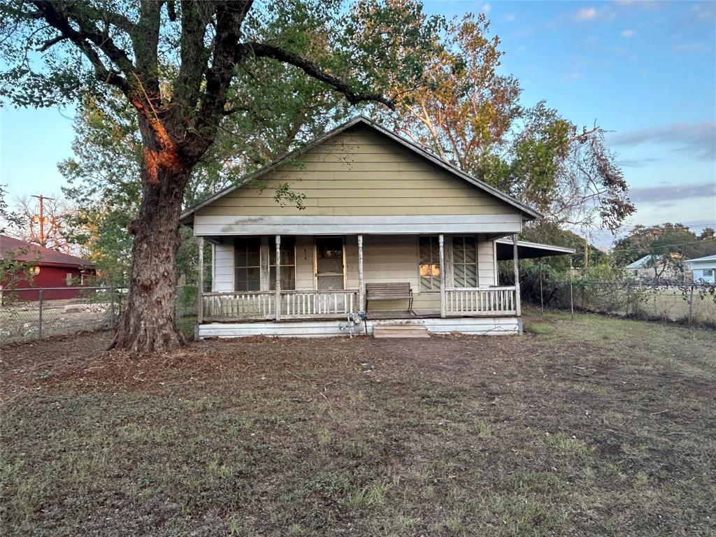 836 7th Street, Hempstead, Texas image 3