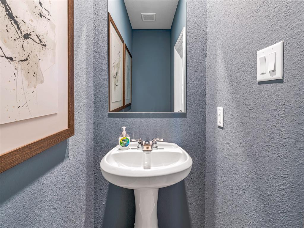 18015 Blue Prairie Trail, Hockley, Texas image 32