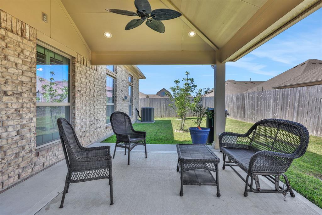 6406 Black Hills Trail, League City, Texas image 32