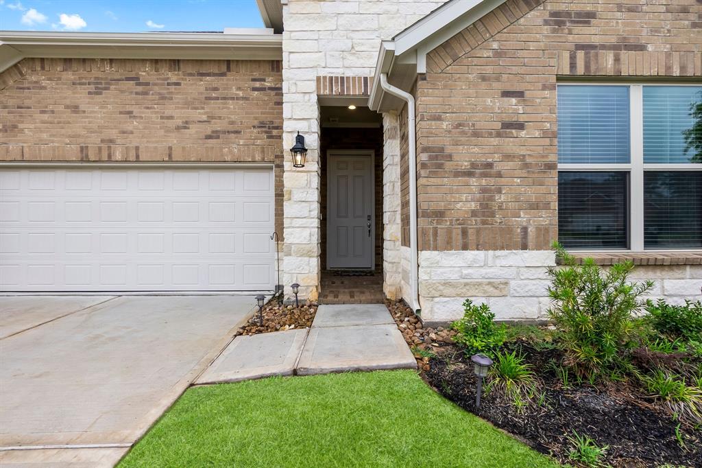 1089 Clearwood Drive