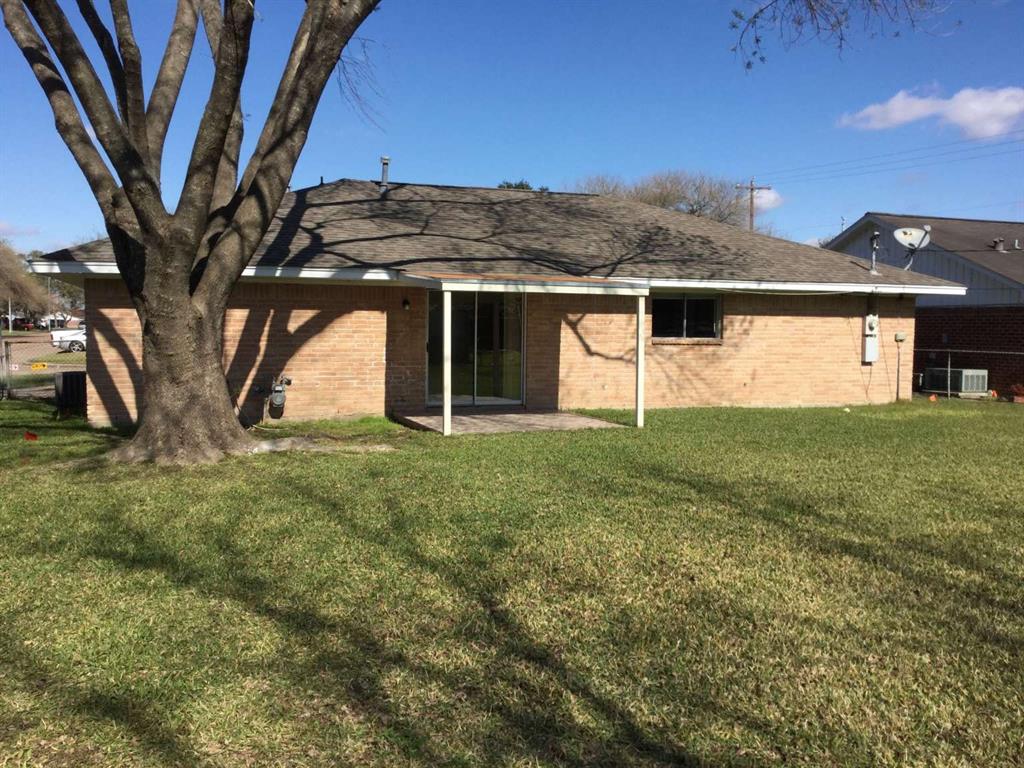 1101 E Rutgers Lane, Deer Park, Texas image 6