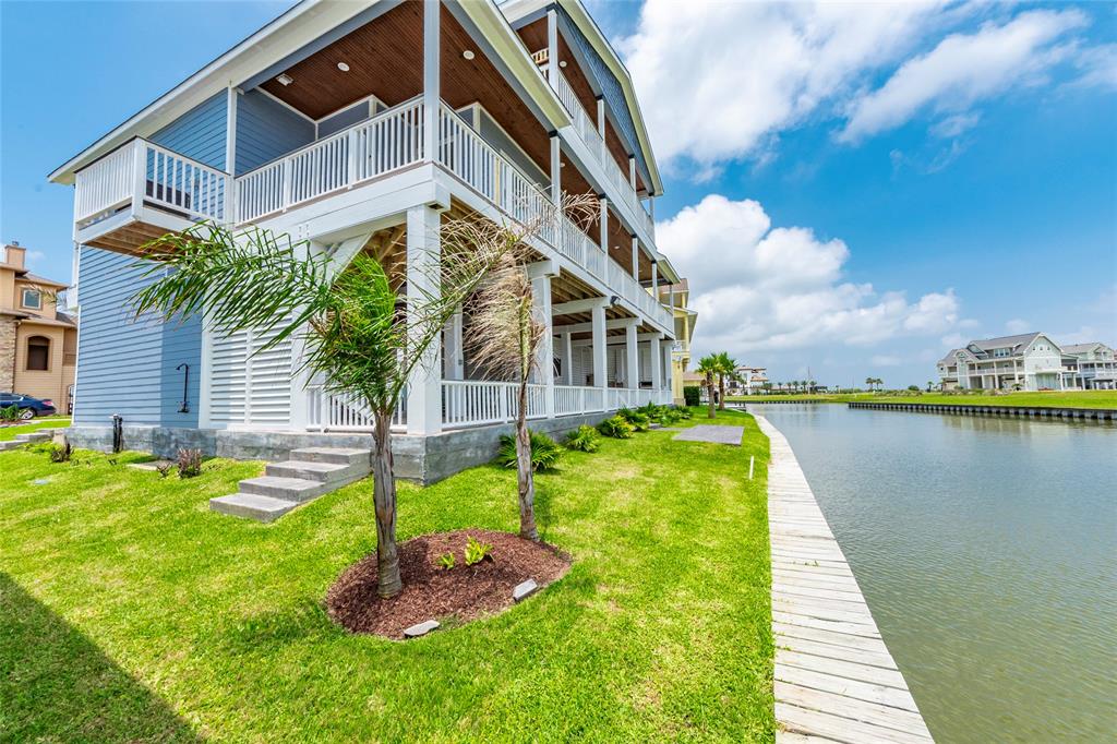 5 Loggerhead, Hitchcock, Texas image 34