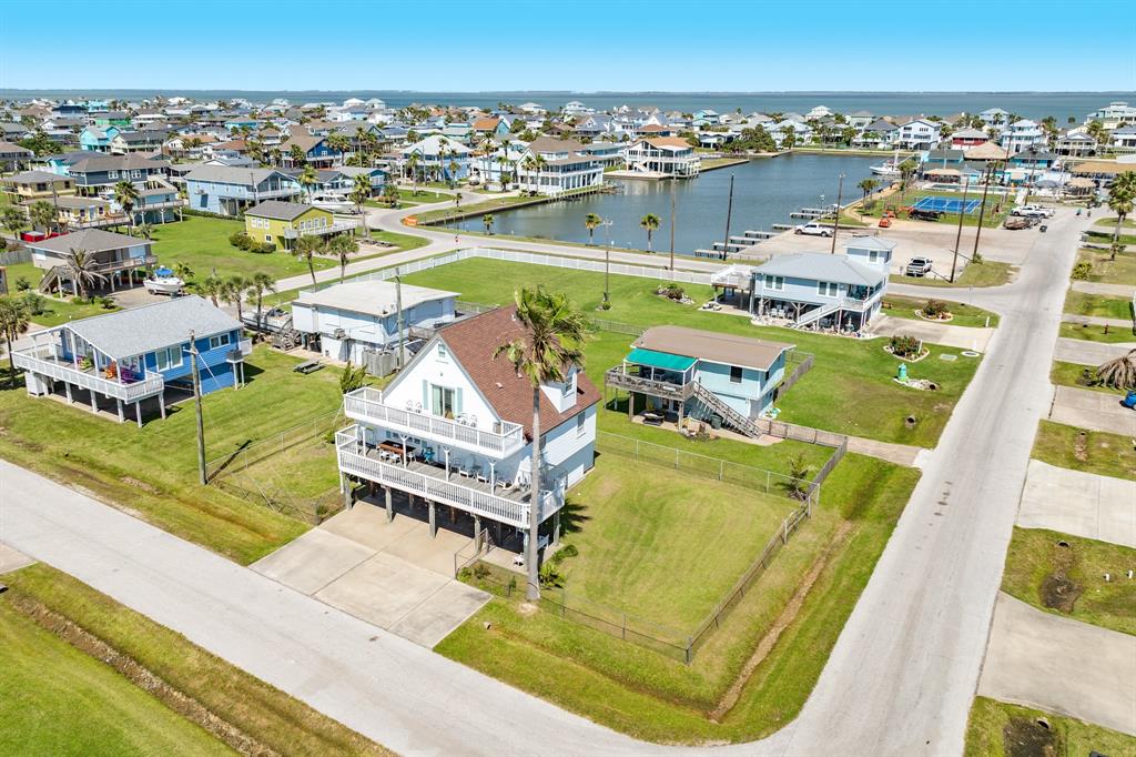 4022 Mason Drive, Galveston, Texas image 2
