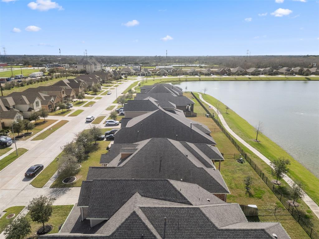 19411 Lake Ridge Drive, Manvel, Texas image 35