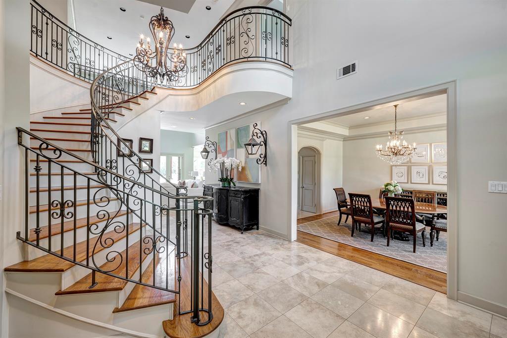 702 Mulberry Lane, Bellaire, Texas image 4