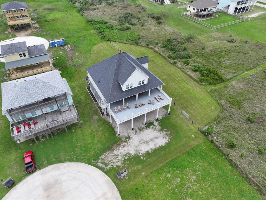 189 Ocean Shores Drive, Crystal Beach, Texas image 38