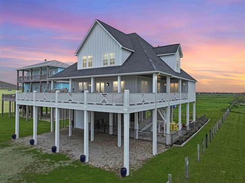 189 Ocean Shores Drive Crystal Beach TX 77650