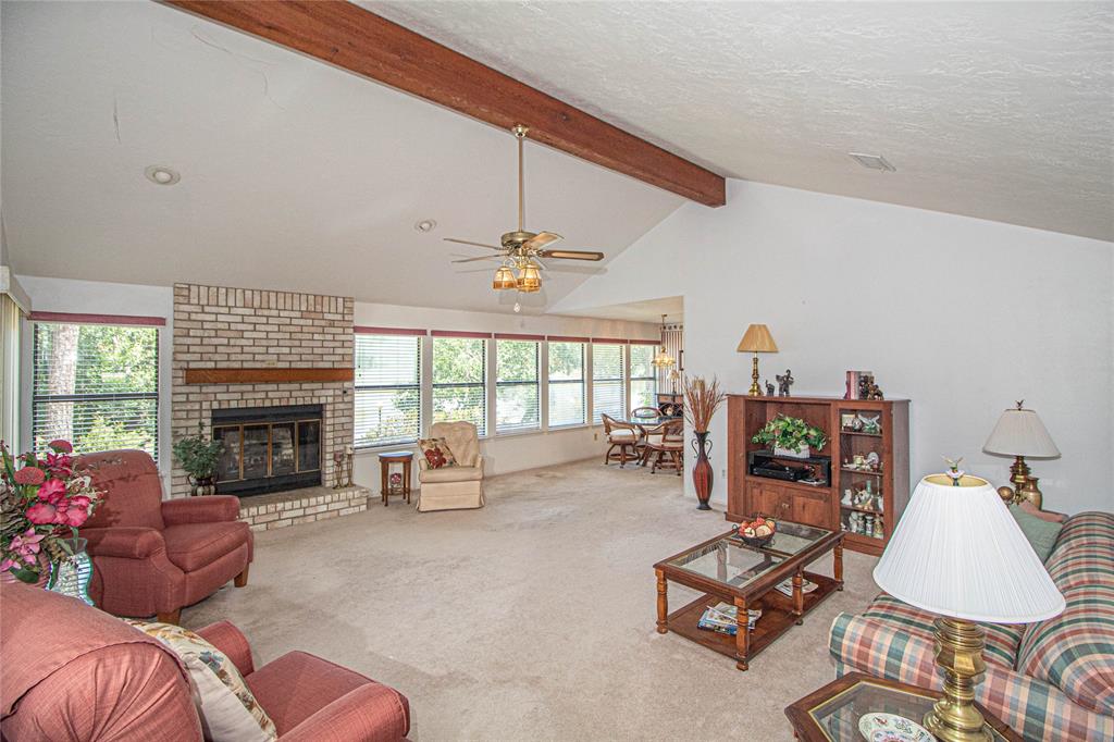380 W Lake Drive, Livingston, Texas image 5