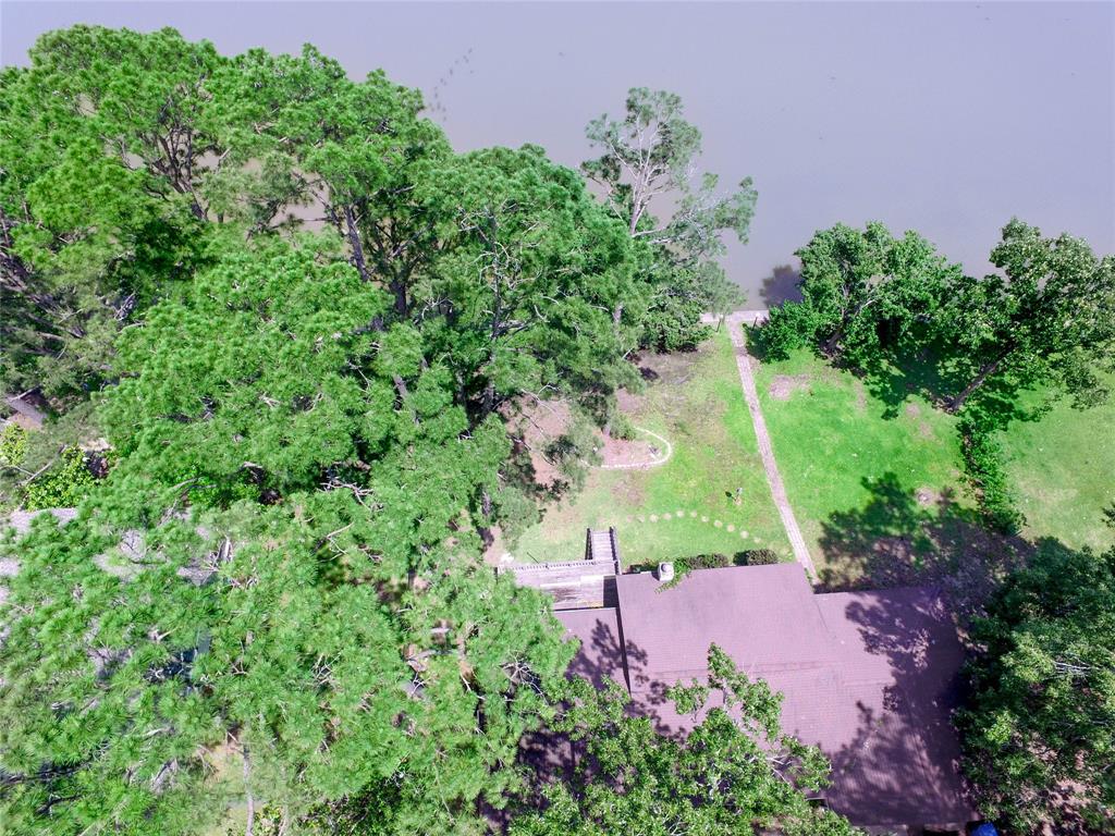 380 W Lake Drive, Livingston, Texas image 28