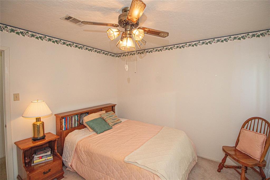 380 W Lake Drive, Livingston, Texas image 18