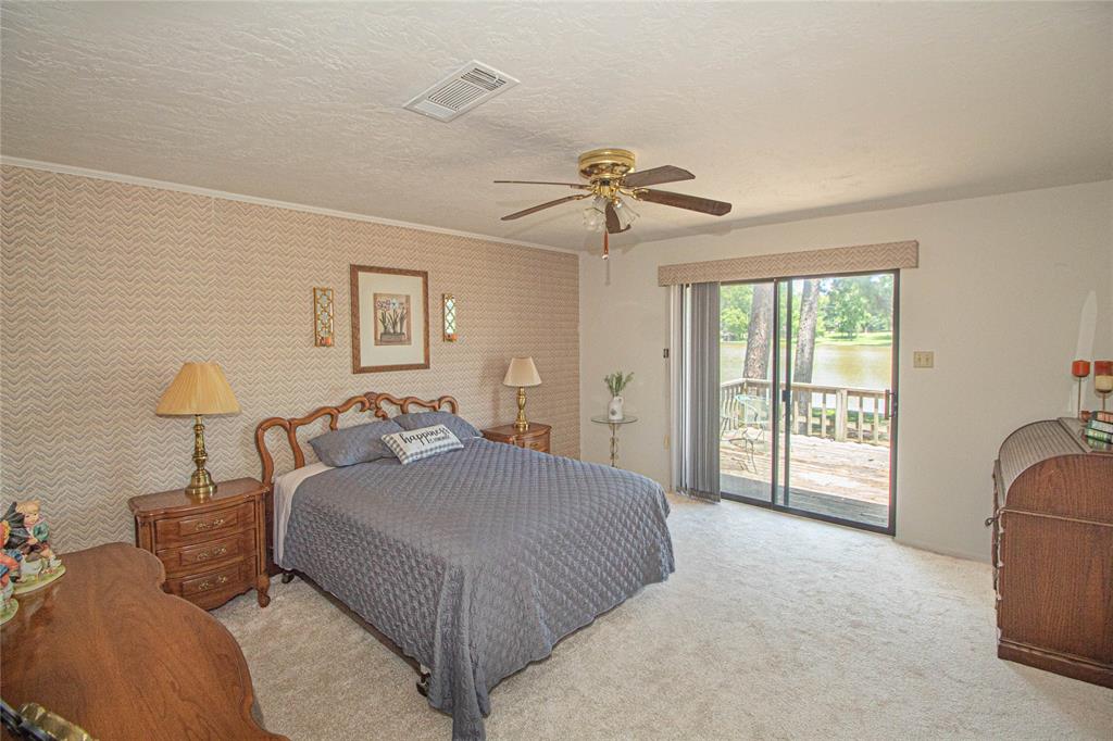 380 W Lake Drive, Livingston, Texas image 15