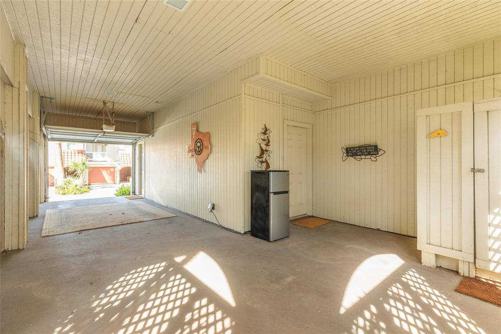 32 Dana Drive, Galveston, Texas image 32