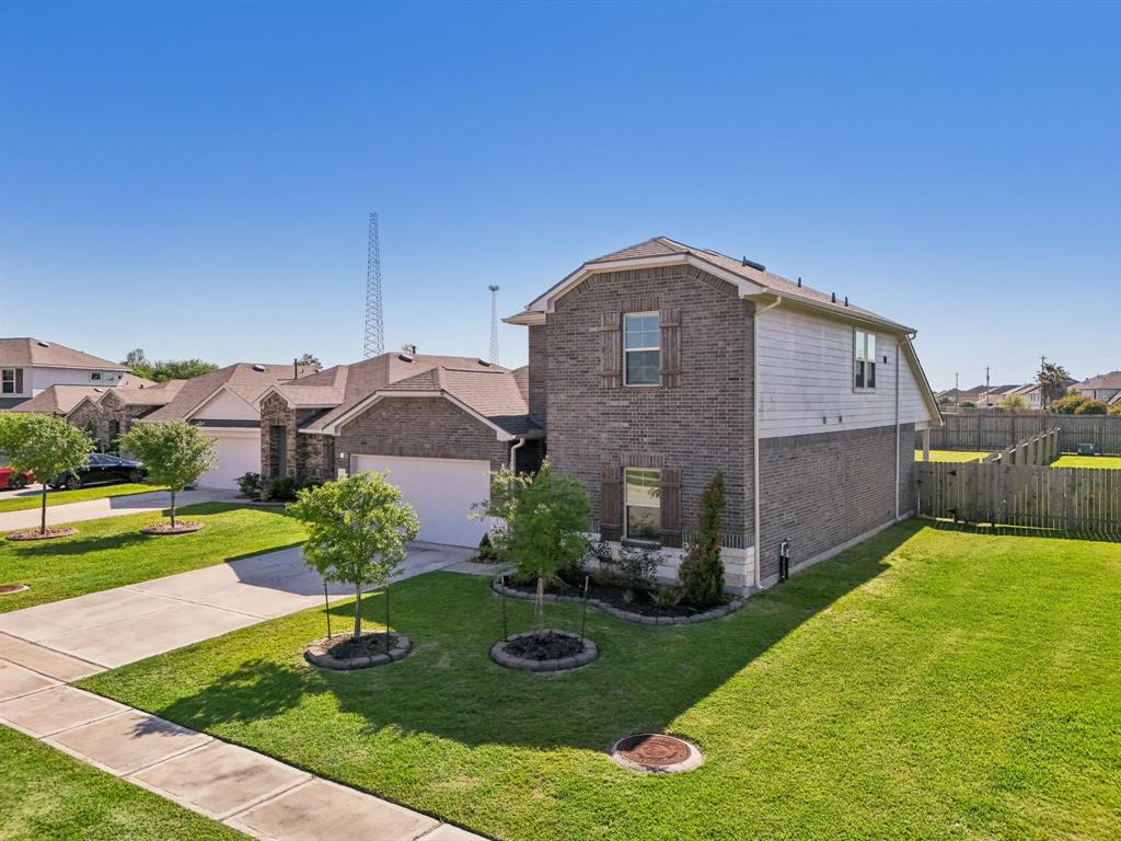 7919 Tamarind Lane, Baytown, Texas image 16