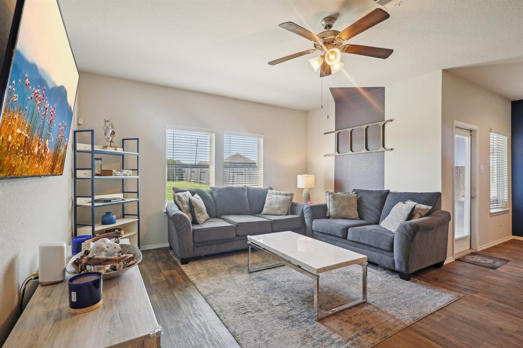 7919 Tamarind Lane, Baytown, Texas image 3