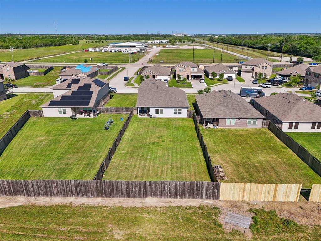 7919 Tamarind Lane, Baytown, Texas image 19