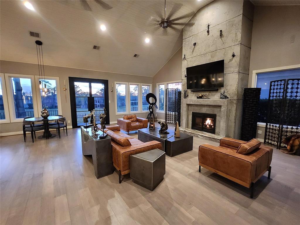38 Fairway Park