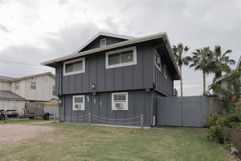 A home in Bayou Vista