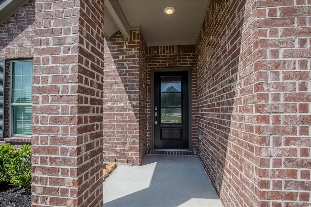 22065 Juniper Crossing Drive, New Caney, Texas image 3