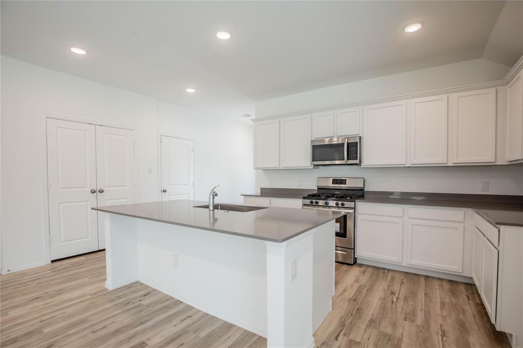 22065 Juniper Crossing Drive, New Caney, Texas image 13
