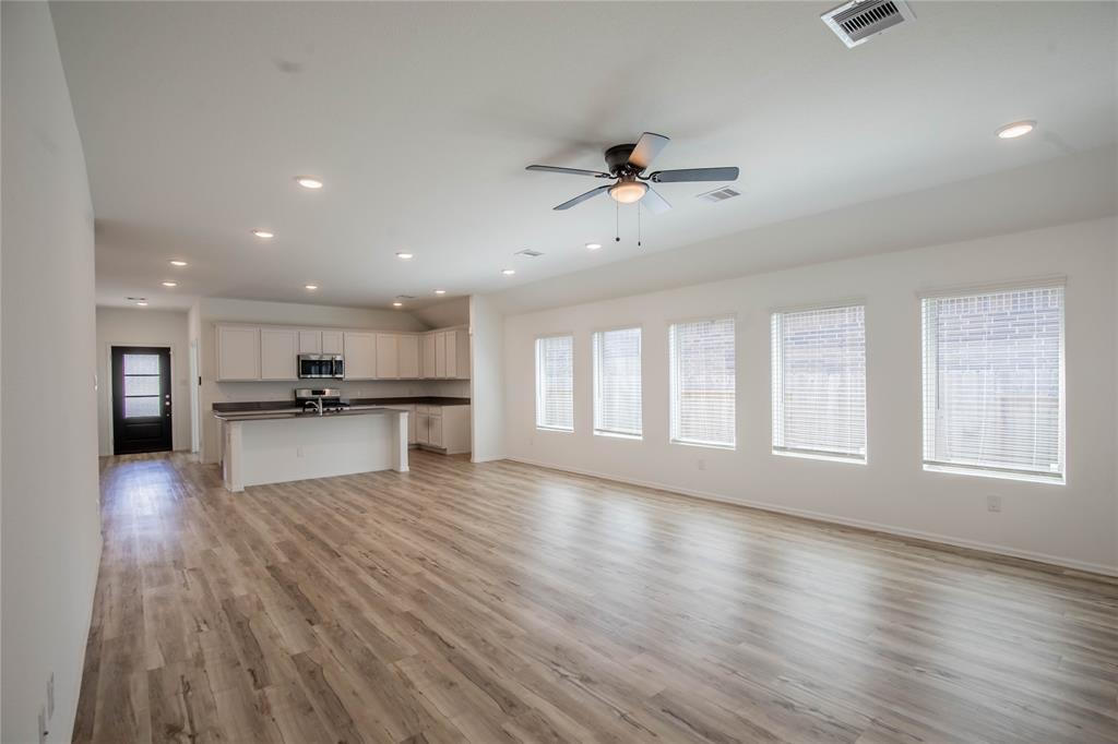 22065 Juniper Crossing Drive, New Caney, Texas image 9