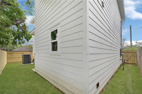 listing image 24