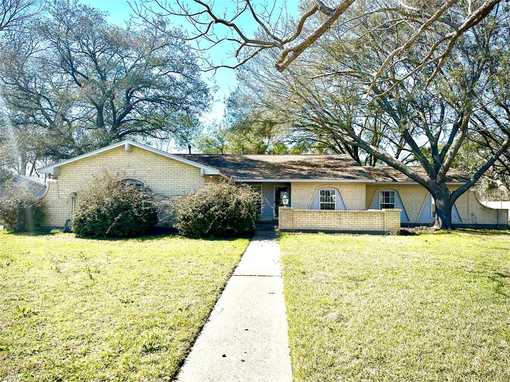 16019 Old Humble Road, Houston, Texas image 1