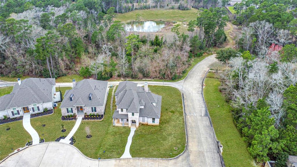 40 Trellis Ct