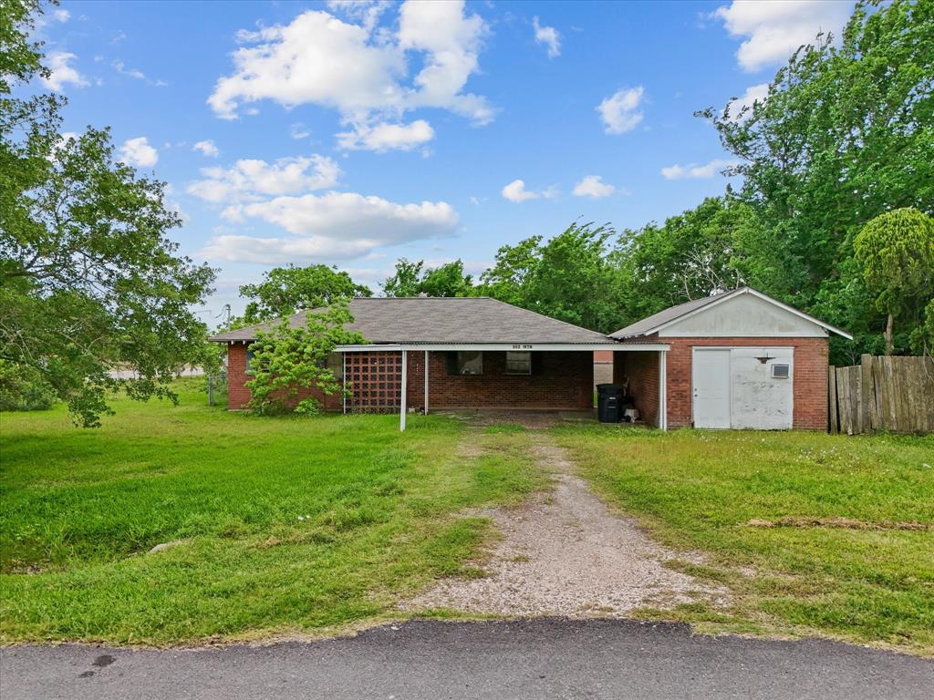 302 19th Street, San Leon, Texas image 5
