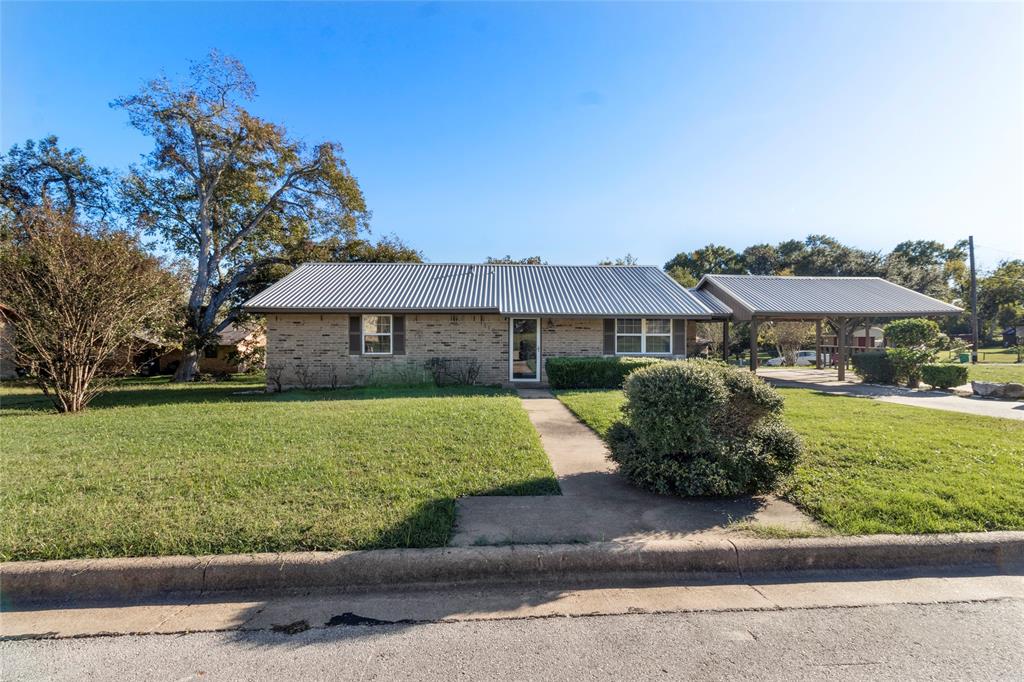 1310 Garrett Street, Brenham, Texas image 4