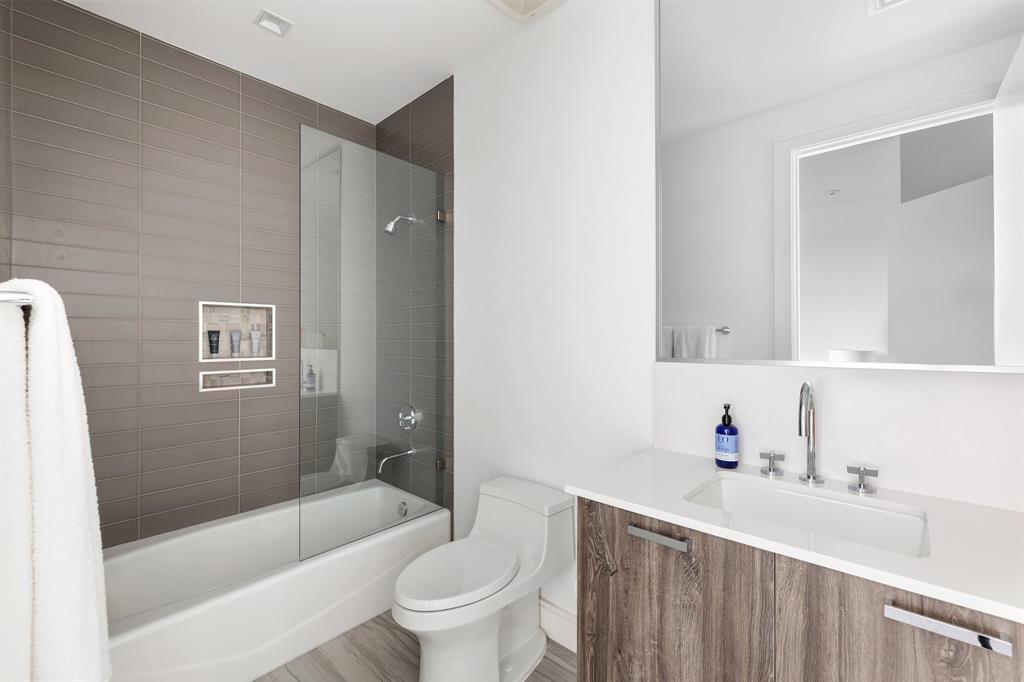 5104 Caroline Street #702, Houston, Texas image 38