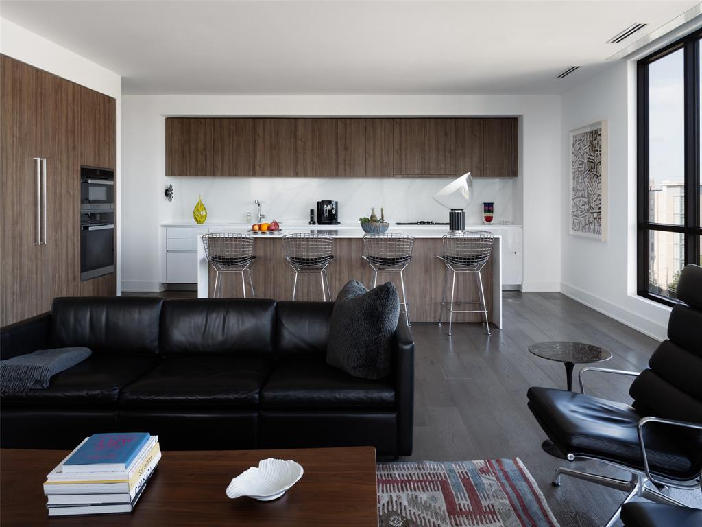 5104 Caroline Street #702, Houston, Texas image 11