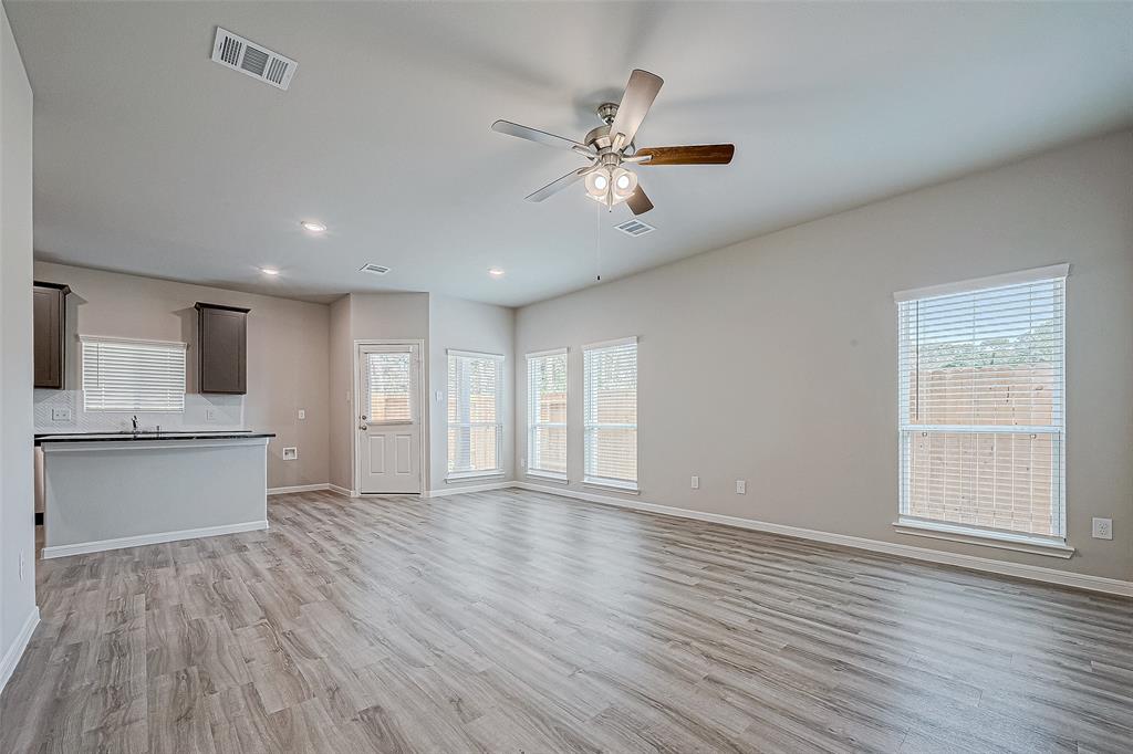 10257 Badger Run Lane, Magnolia, Texas image 6