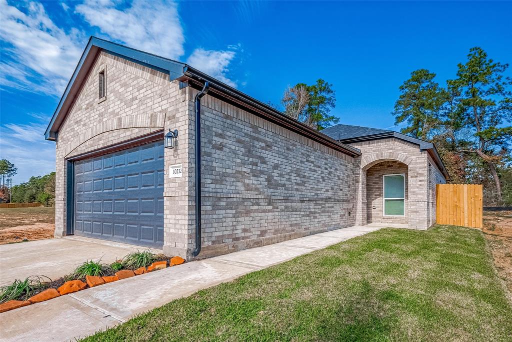 10257 Badger Run Lane, Magnolia, Texas image 3