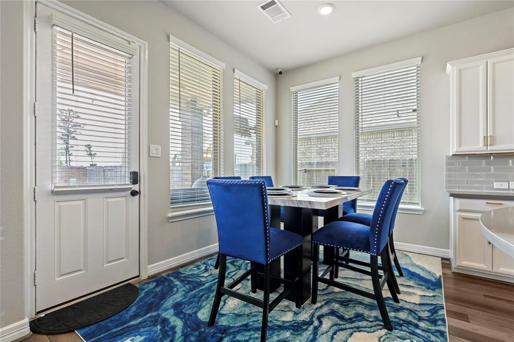 12118 Ballshire Pines Drive Drive, Humble, Texas image 16