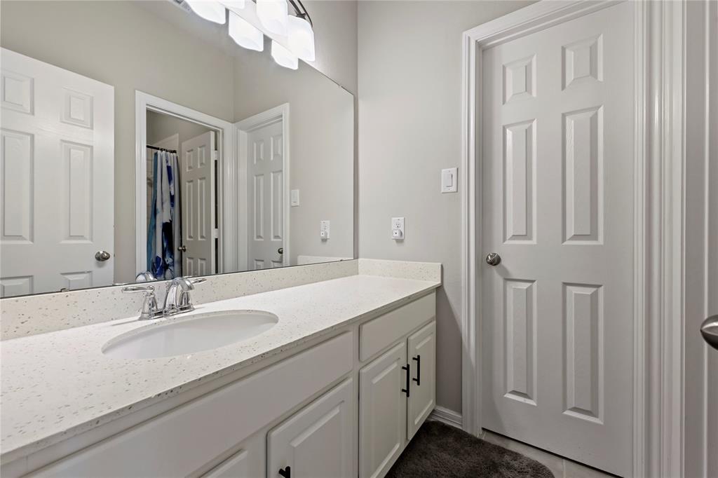 12118 Ballshire Pines Drive Drive, Humble, Texas image 34