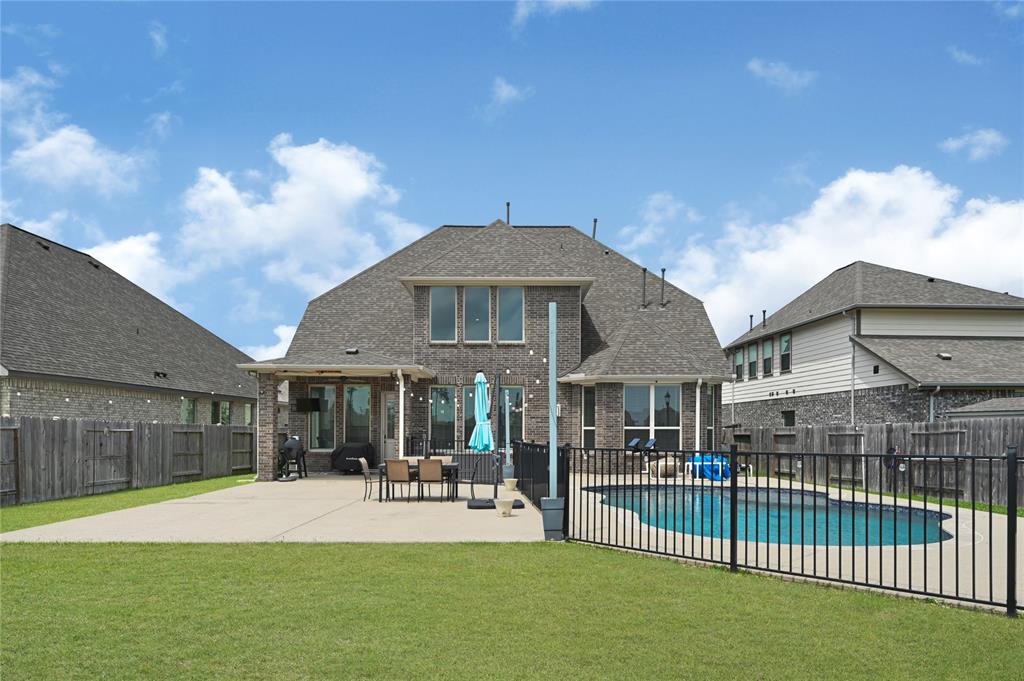 12118 Ballshire Pines Drive Drive, Humble, Texas image 39