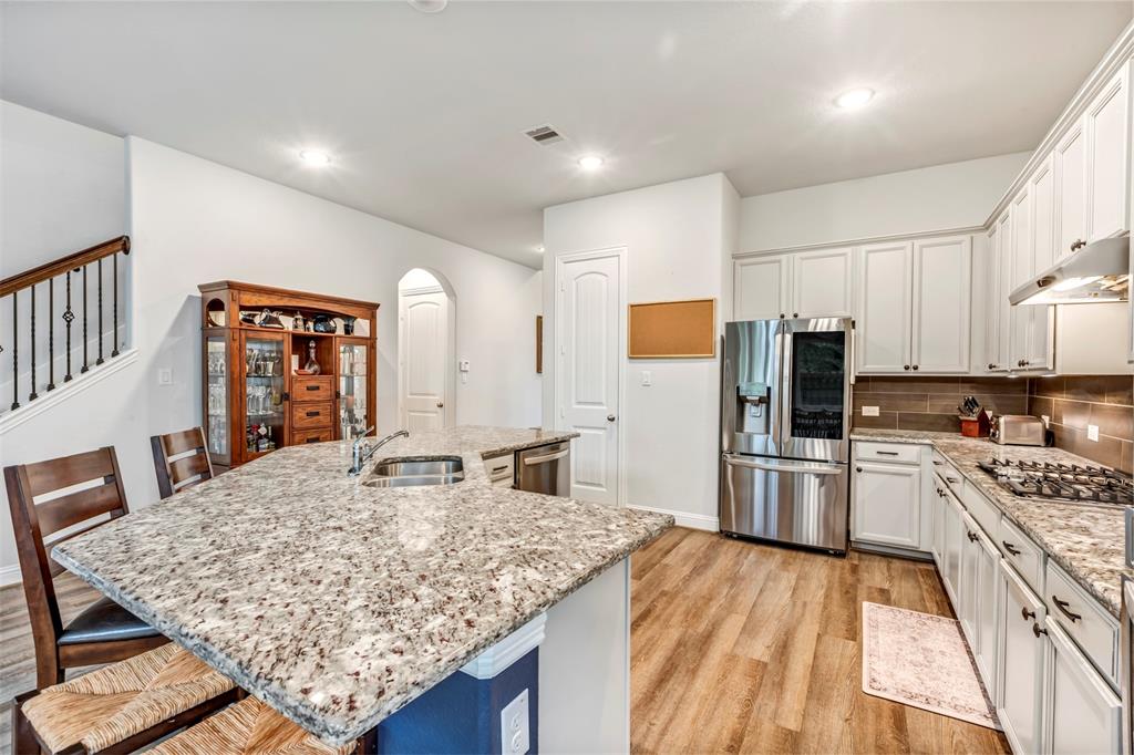 116 Brighton Woods Court, Conroe, Texas image 12